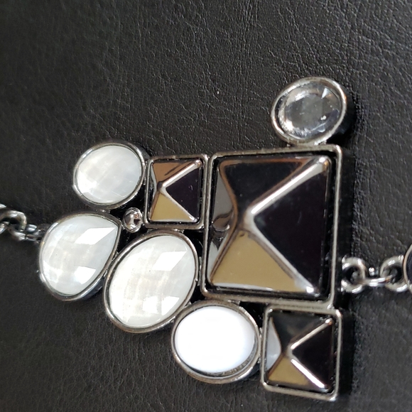 Necklace - Picture 2 of 5